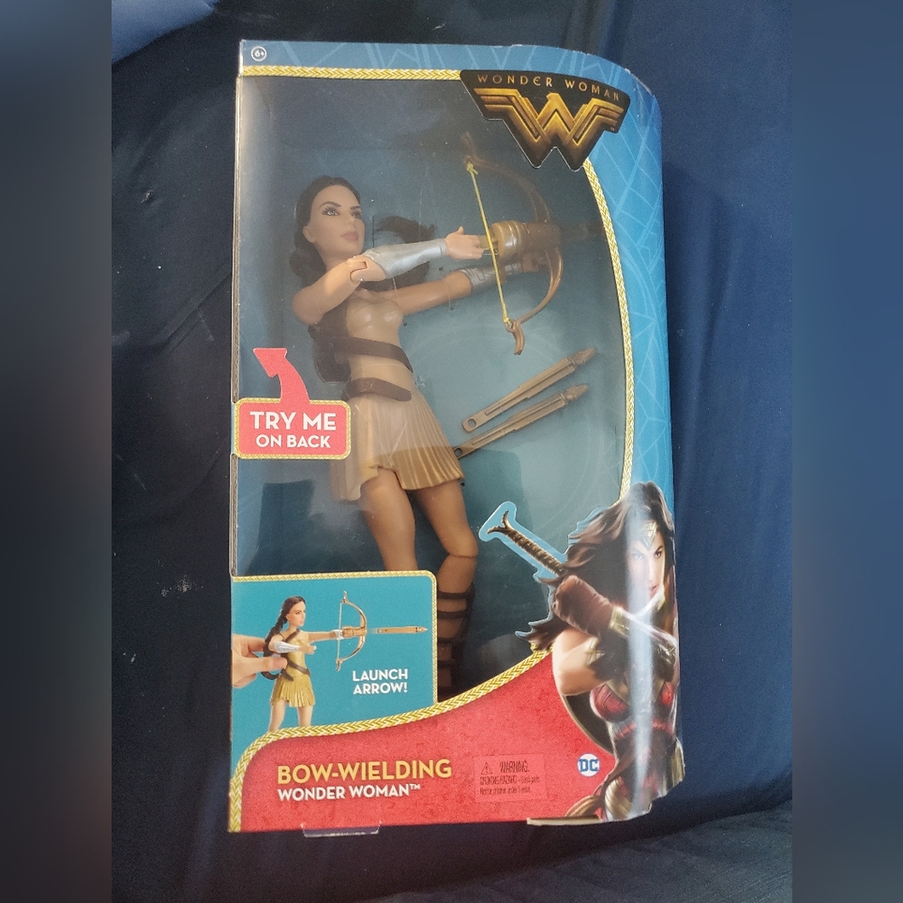 : New DC Comics Bow-Wielding Wonder Woman action figure Doll